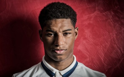 飞亚体育焦点-于帕梅卡诺这身高争顶无敌